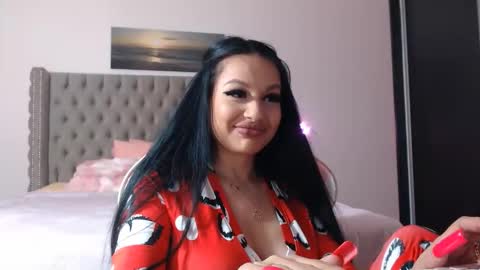 Snapshot of lisa104739 chatting on November 30, 8:35 pm Lisa online show from November 30, 8:35 pm