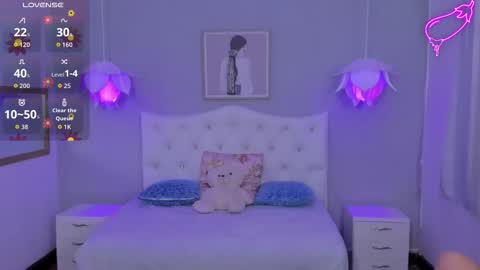 Lisa online show from November 25, 6:30 pm