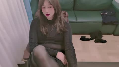 Snapshot of lisa9906 chatting on December 7, 2:24 pm lisaxxy online show from December 7, 2:24 pm