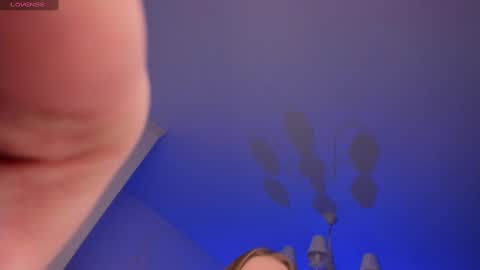 Snapshot of lisa_flirty chatting on February 13, 9:38 pm Lisa online show from February 13, 9:38 pm