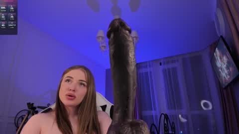 Snapshot of lisa_flirty chatting on February 19, 1:08 am Lisa online show from February 19, 1:08 am