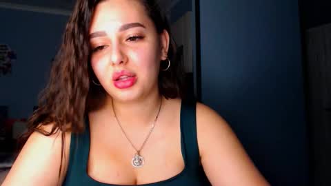Snapshot of lisa_lady_golden chatting on October 15, 5:24 pm lisa_lady_golden online show from October 15, 5:24 pm