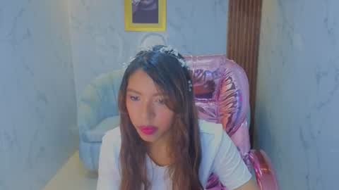 Liz online show from June 13, 8:18 pm