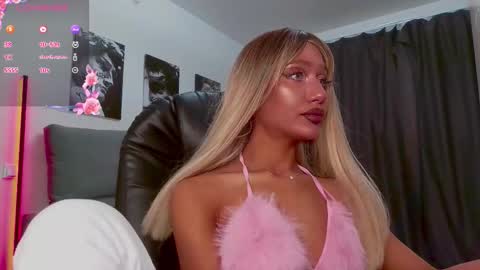 Lisa online show from February 11, 5:51 pm