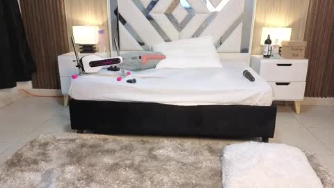 lisa_sweetas online show from February 17, 1:35 am