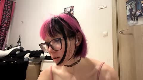 Aileen online show from June 29, 8:09 am