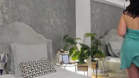 lisacroft online show from March 14, 5:35 am