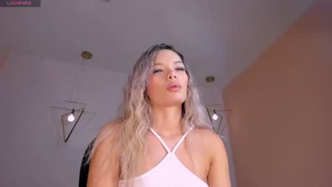 Lisa  Flowers online show from July 28, 10:32 am