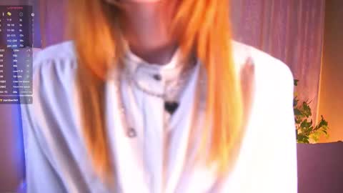 Molly online show from December 17, 4:35 pm