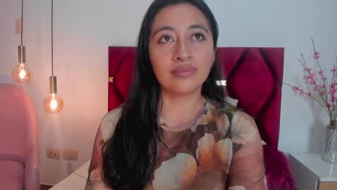 LisaHadwiin online show from December 11, 9:34 pm