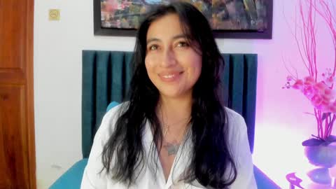 LisaHadwiin online show from January 18, 6:10 pm