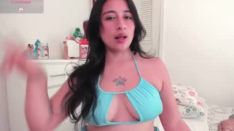 LisaHadwiin online show from December 16, 6:46 pm