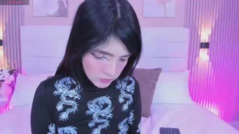 Snapshot of lisalain chatting on July 22, 11:57 am lisa online show from July 22, 11:57 am