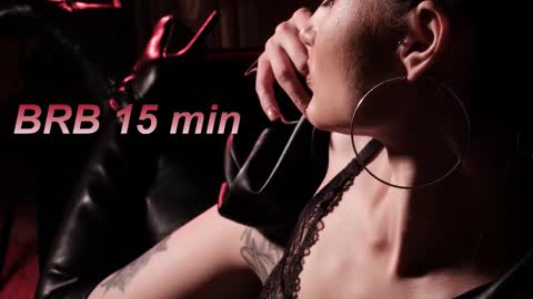 Lisa Moore online show from November 11, 7:08 am