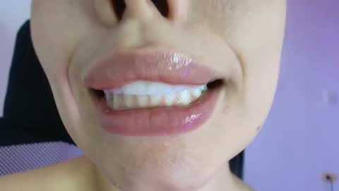 Lisbet online show from December 22, 11:13 pm