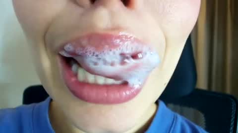Snapshot of lisbet_21x chatting on August 8, 2:08 pm Lisbet online show from August 8, 2:08 pm
