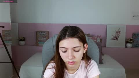 Liseth Fox online show from December 14, 12:55 pm