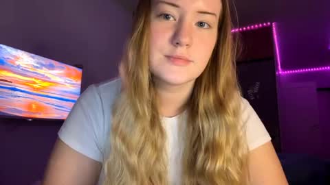 Snapshot of lisi_kiss_ chatting on June 3, 7:41 pm Aurora online show from June 3, 7:41 pm