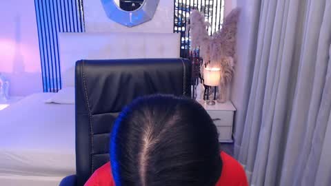 Andrea online show from April 29, 3:54 am