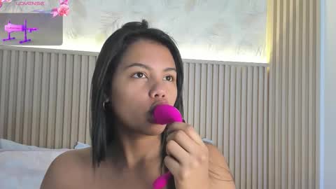 Snapshot of liss_reyes chatting on December 1, 1:27 pm Liss online show from December 1, 1:27 pm