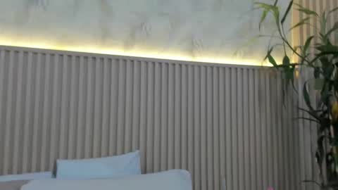 Snapshot of liss_reyes chatting on February 5, 12:21 pm Liss online show from February 5, 12:21 pm