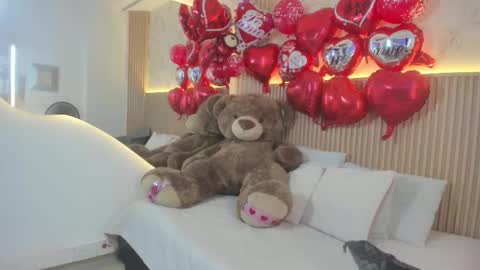 Snapshot of liss_reyes chatting on February 15, 1:31 pm Liss online show from February 15, 1:31 pm