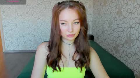 lissa_cristal_ online show from October 23, 10:25 am