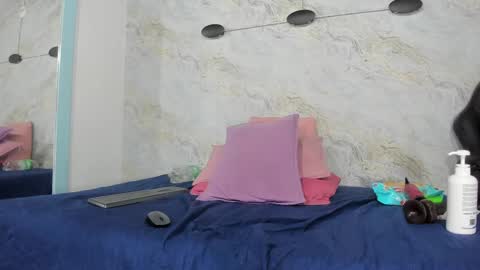 Snapshot of lissa_harris_ chatting on December 28, 6:06 am Lisa online show from December 28, 6:06 am