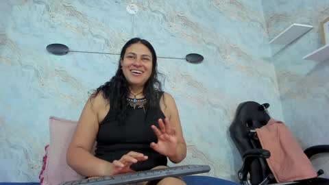 Snapshot of lissa_harris_ chatting on January 12, 3:07 am Lisa online show from January 12, 3:07 am