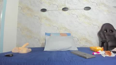 Snapshot of lissa_harris_ chatting on February 6, 3:06 am Lisa online show from February 6, 3:06 am