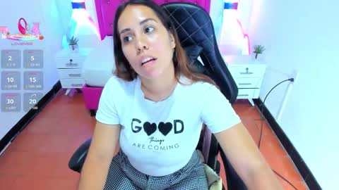 L I S S A  online show from October 19, 1:06 am