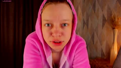 Snapshot of lissa_kitsune chatting on May 18, 1:02 am Lissa online show from May 18, 1:02 am