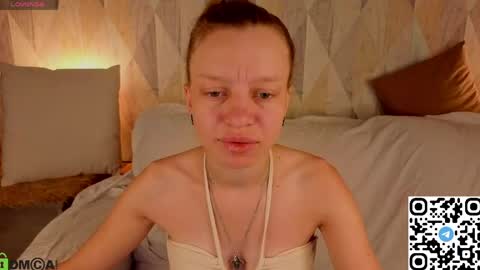 Snapshot of lissa_kitsune chatting on June 10, 1:39 am Lissa online show from June 10, 1:39 am