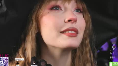 your Liza again. Next stream Dec. 1  at 2 or 3  GMT online show from October 31, 6:25 am