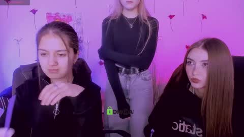 lissa_night online show from March 8, 8:01 pm