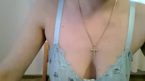 Snapshot of lissa_olsson chatting on January 19, 11:23 am Lissa online show from January 19, 11:23 am