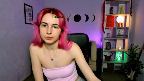 Snapshot of lissa_veils chatting on April 1, 5:52 am lissa online show from April 1, 5:52 am