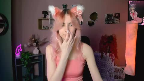 Snapshot of lissa_veils chatting on May 22, 6:31 am lissa online show from May 22, 6:31 am