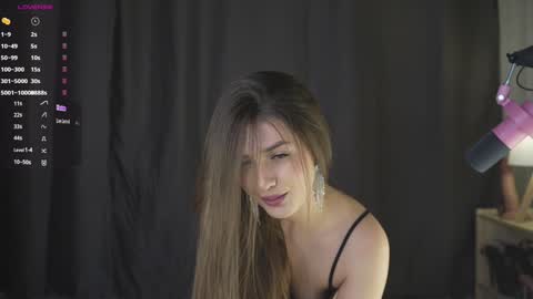 Snapshot of lissa_wayne chatting on March 5, 8:53 pm lissa_wayne online show from March 5, 8:53 pm