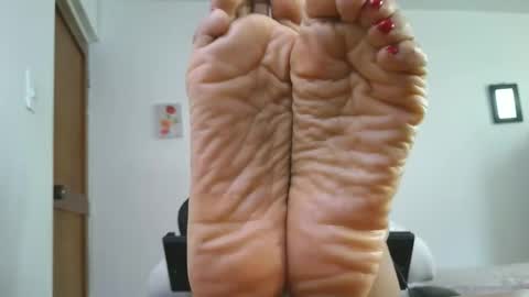 Lissafeethot online show from November 30, 2:10 pm