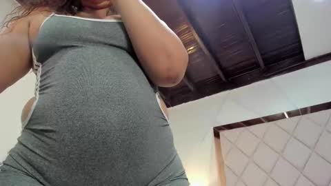 Snapshot of lissaharris chatting on November 29, 4:10 pm lissaharris online show from November 29, 4:10 pm