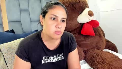 Snapshot of lissaharris chatting on December 2, 10:27 pm lissaharris online show from December 2, 10:27 pm