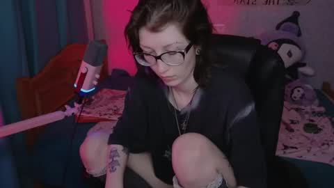 Snapshot of lissaros chatting on May 15, 6:37 pm lissaros online show from May 15, 6:37 pm