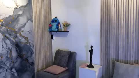 Snapshot of lissawild_ chatting on September 23, 8:12 pm ss online show from September 23, 8:12 pm