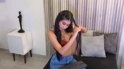 Snapshot of lissawild_ chatting on October 17, 1:46 pm ss online show from October 17, 1:46 pm