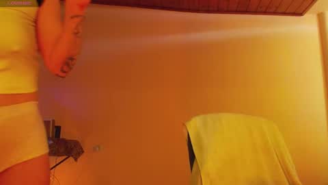 Liss online show from December 4, 4:16 pm