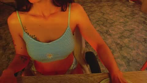 Liss online show from December 18, 2:56 pm