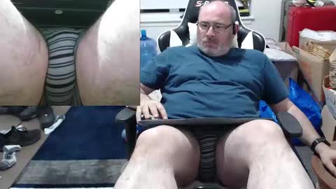 Snapshot of litemike7 chatting on September 18, 1:40 am litemike7 online show from September 18, 1:40 am