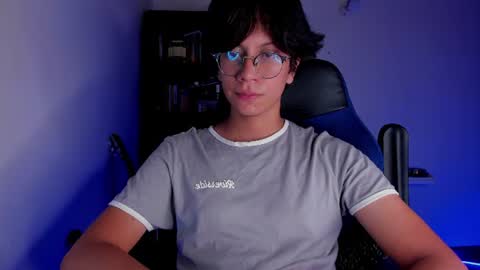 Snapshot of literateboy chatting on July 8, 1:32 am Literateboy online show from July 8, 1:32 am