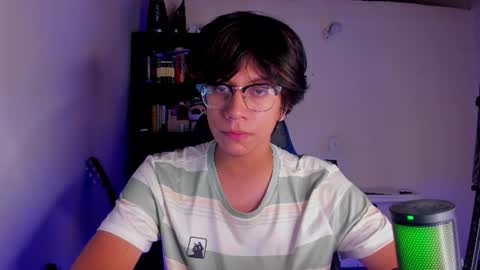 Snapshot of literateboy chatting on July 27, 1:34 am Literateboy online show from July 27, 1:34 am